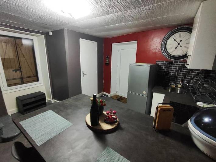 Gîte pour 4 personnes, avec terrasse, animaux acceptés à Sayat