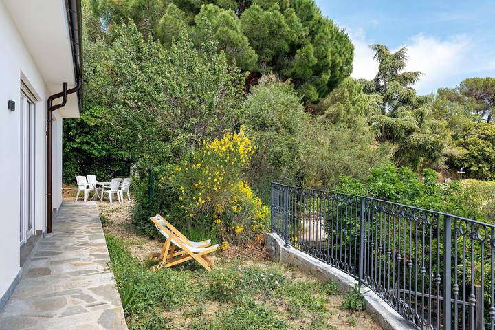 Villa für 5 Personen, mit Garten in Ligurien