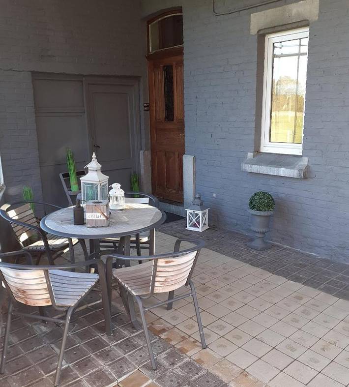 Location de vacances pour 9 personnes, avec jacuzzi et jardin dans Éprave - 2