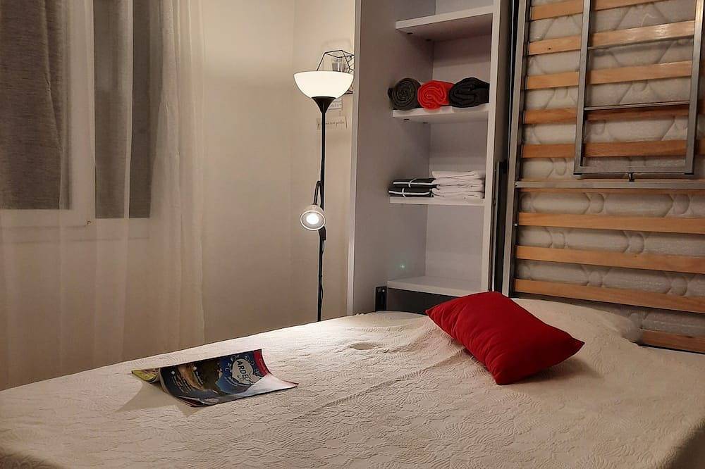 Apartamento entero, Gîte Plein Soleil - Cigaloun - Services +++ in Vals-les-Bains, Parc naturel régional des Monts d'Ardèche