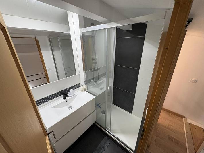 Gîte pour 2 personnes, avec terrasse dans Centrale nucléaire du Bugey - 3