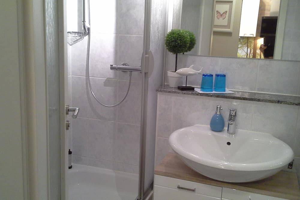 Geheel appartement, Dresden is altijd een bezoek waard in Prohlis, Dresden