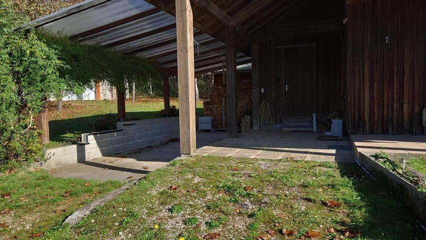 Location de vacances pour 6 personnes, avec jardin ainsi que vue sur le lac et vue à Augignac - 2