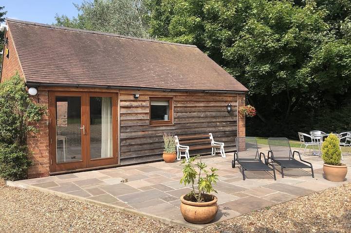 Holiday rental for 2 people, with terrace and garden in Warwickshire