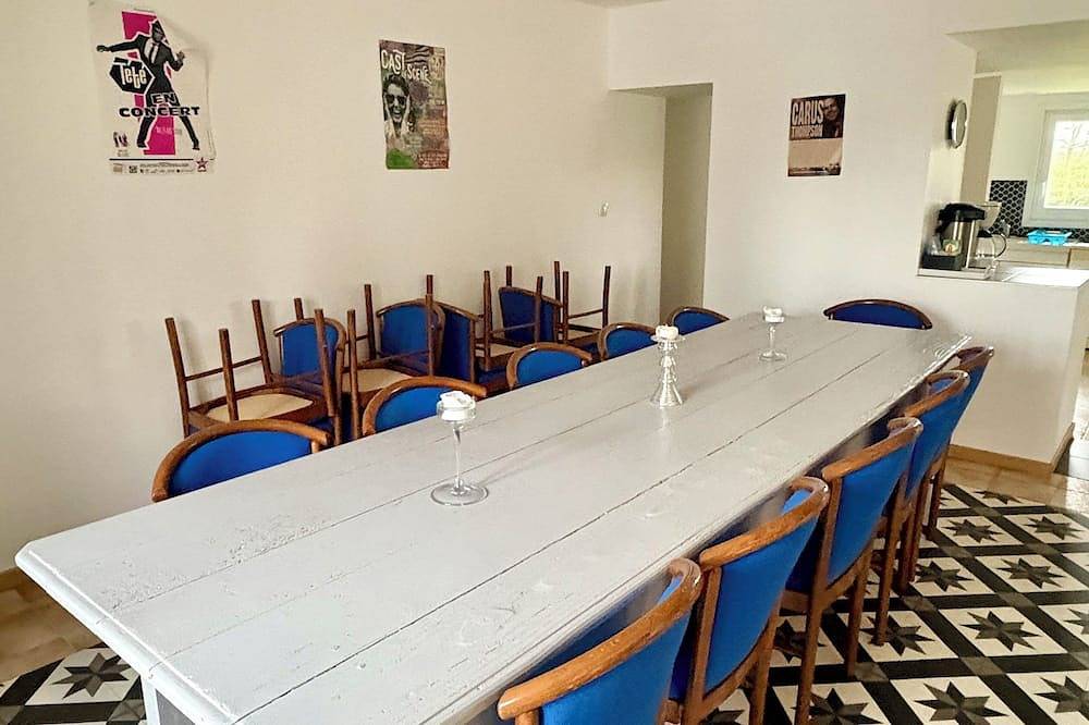 Maison en plein campagne, sans voisinage, pour accueillir votre groupe in Cast, Région de Châteaulin