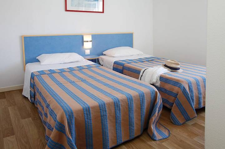 Ganze Wohnung, Accès Piscine! Appart cos und sympa mit mezzanine, près de la plage in Le Château-d'Oléron, Côte de Beauté