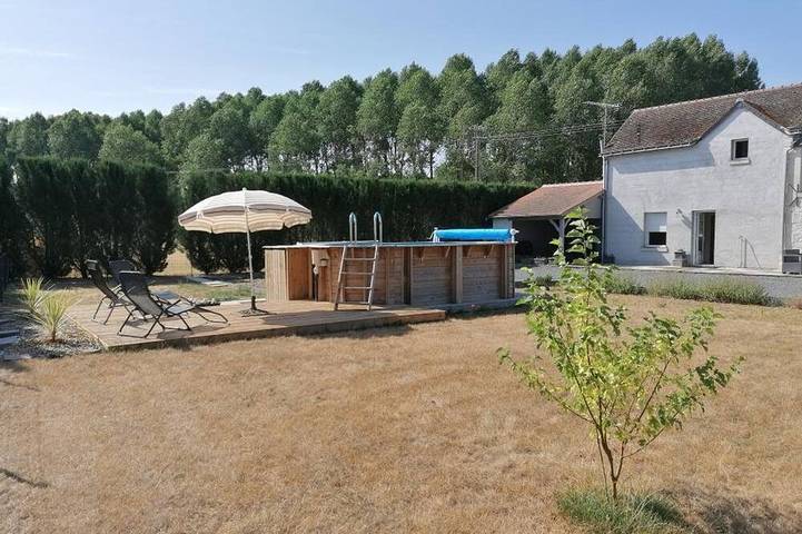 Gîte pour 6 personnes, avec terrasse et jardin