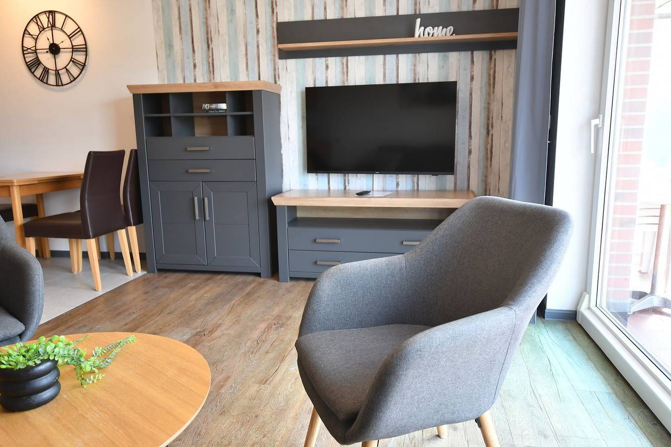 Ganze Wohnung, Ferienwohnung mit Südbalkon für 4 Personen, nahe dem Hauptbadestrand in Borkum