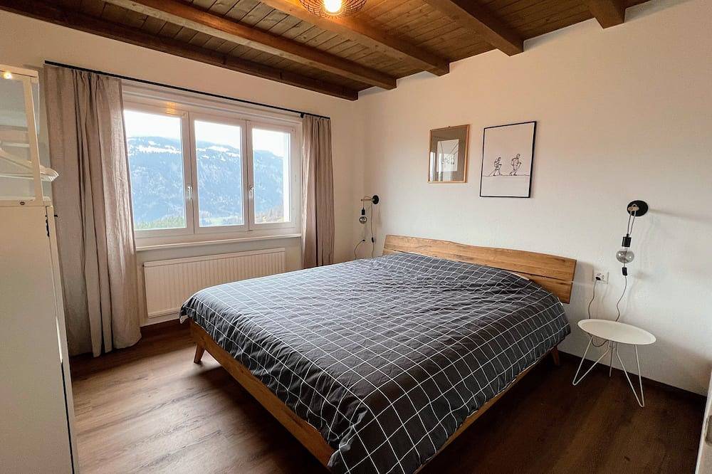 Chalet mit herrlichem Blick, 6 Personen, mit Sauna! in Laax Dorf, Laax