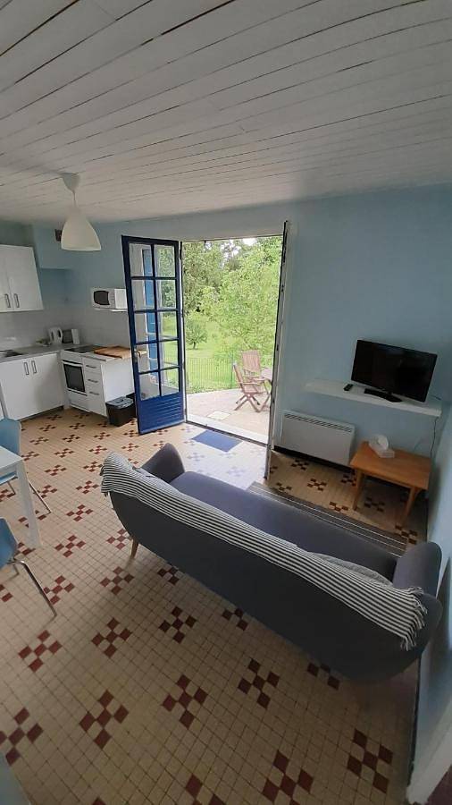 Gîte pour 4 personnes, avec jardin et vue à Virazeil - 4
