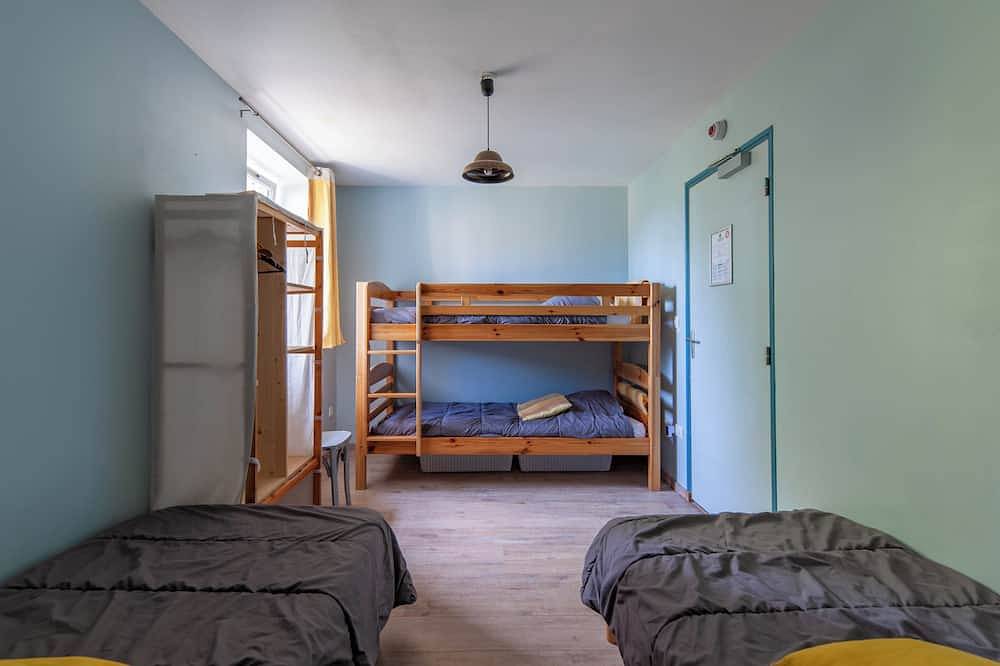 Gîte de Groupe avec espace Bien être à 25 minutes des plages de Normandie in Banneville-sur-Ajon, Région de Caen