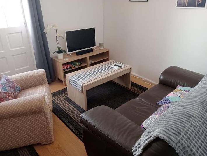 Apartamento para 4 personas, con Jacuzzi y Terraza además de Jardín y Vistas en Alcaudete