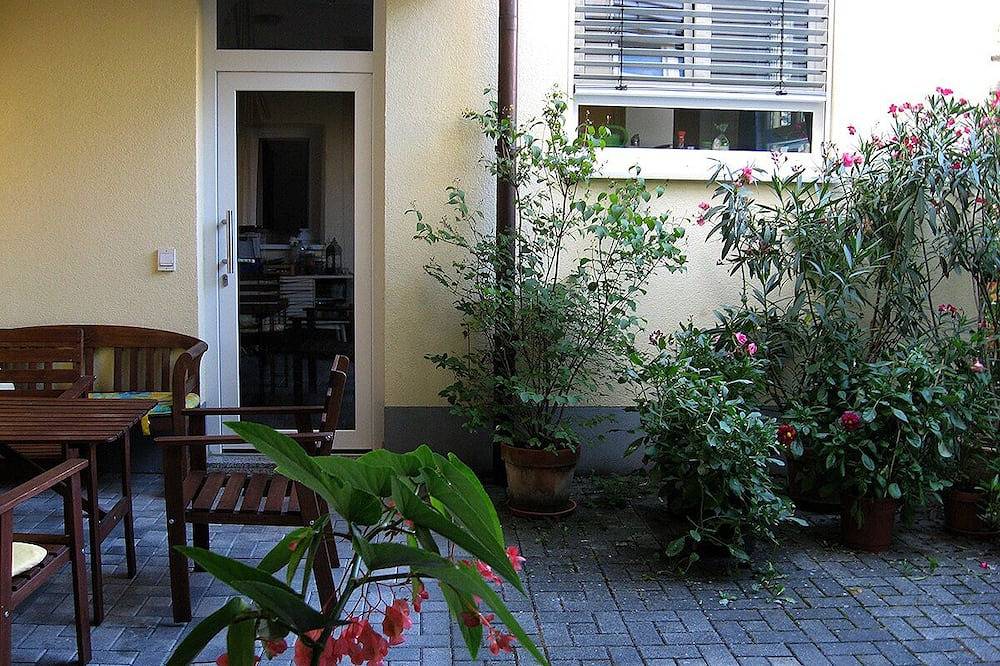Ganze Wohnung, Ferienwohnung im alten Winzerhaus, 55qm, 1 Schlafzimmer, max. 4 Personen in Oberrotweil, Vogtsburg im Kaiserstuhl