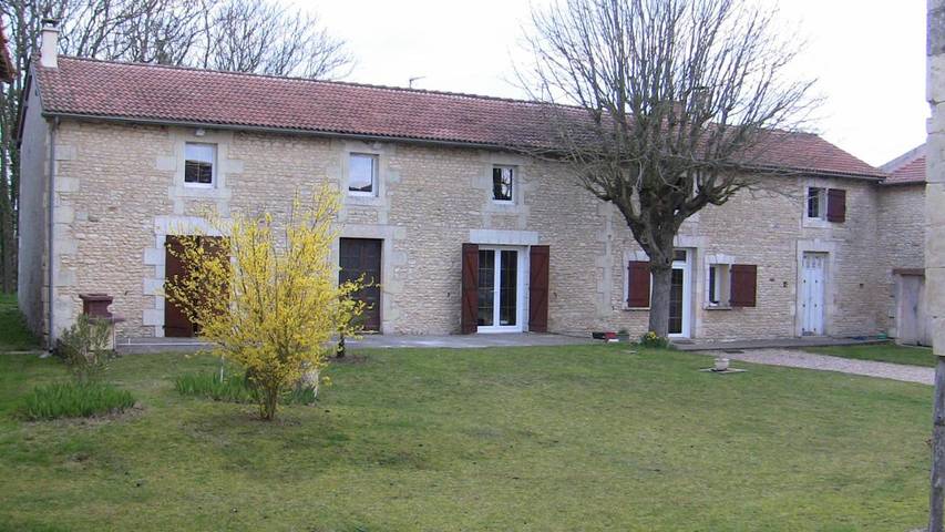 Appartement de vacances pour 6 personnes, avec Terrasse et Jardin ainsi que Piscine et Vue