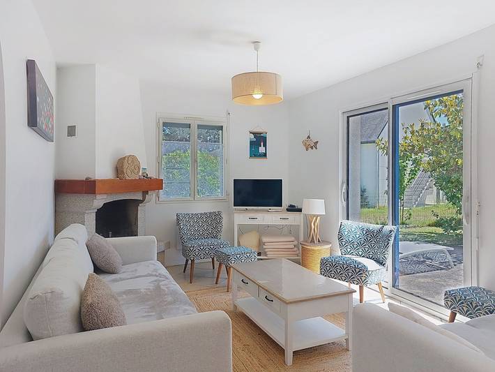 Location de vacances pour 8 personnes, avec jardin et terrasse dans Plage de Keraude