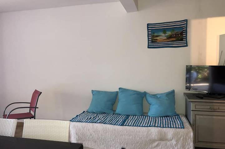 Appartement entier, Tres Belle Vue Mer, 300M Plage Activites Nautiques Et Centre Ville, 2 Chambres in Propriano, Arrondissement de Sartène
