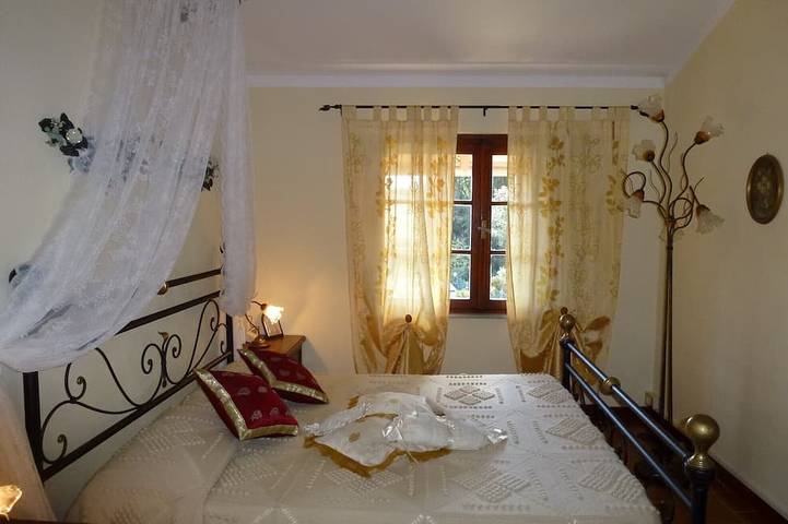 Tv119: Schnuckeliges Ferienhaus für 4 Personen mit privatem Pool in der Natur in Camaiore, Italienische Riviera