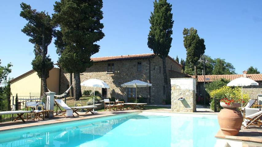 Casa vacanza per 6 persone, con terrazza e giardino nonché piscina in Barberino di Mugello
