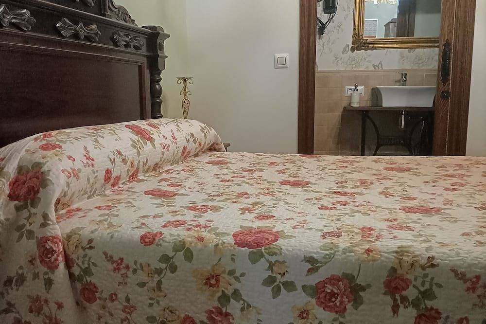 Mudayyan Rural House very close to Salamanca in Coca de Alba, Salamanca Province