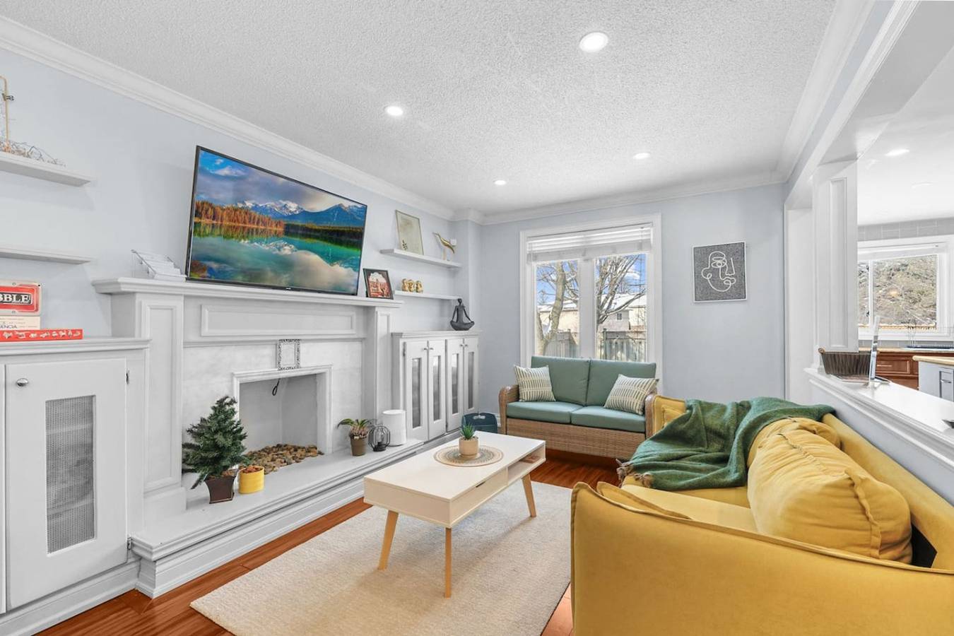 Stylish 3Br Whitby Home in Prime Location in Whitby, Lago Ontario (Kanada)