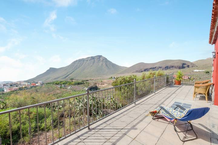 Entire apartment, Beautiful Studio Apartment “Estudio Verode” with Mountain View in Arona, South Tenerife