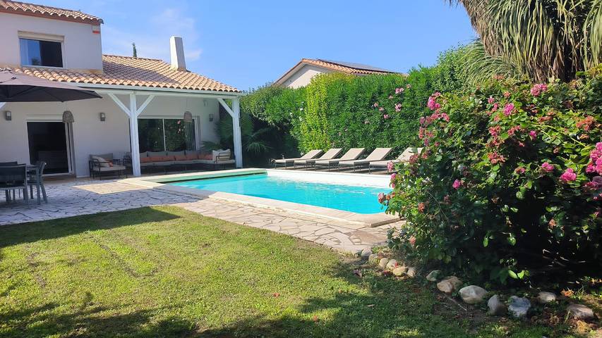 Villa pour 8 personnes, avec jardin et terrasse à Saint-Cyprien