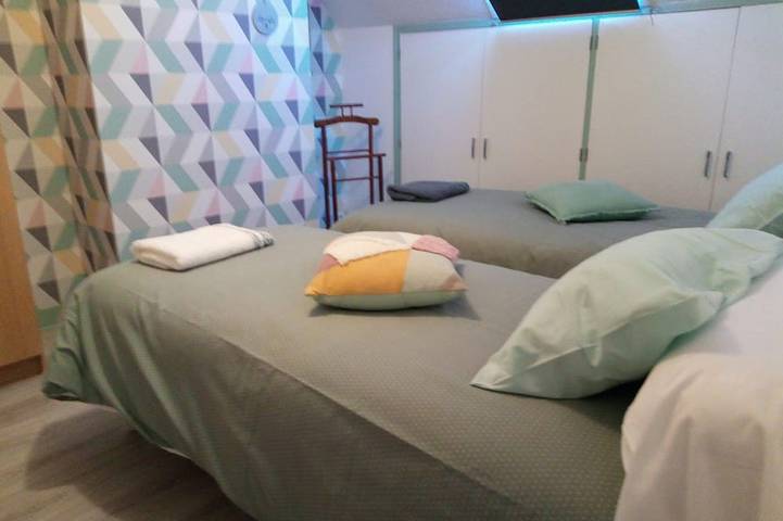 Location de vacances pour 10 personnes, avec terrasse et jardin à Fermanville - 4