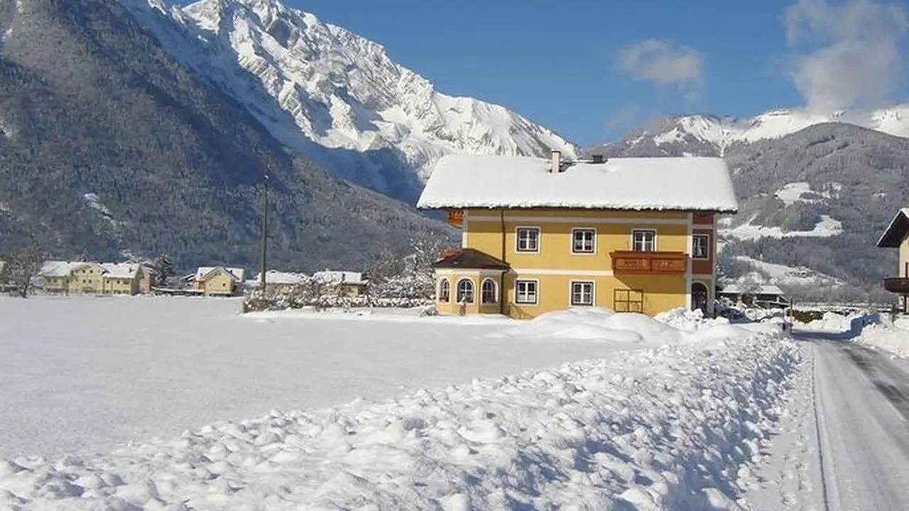 Ganze Ferienwohnung, Ferienwohnung für 2 Personen (40 m²) in Kuchl in Salzkammergut-Berge, Kuchl