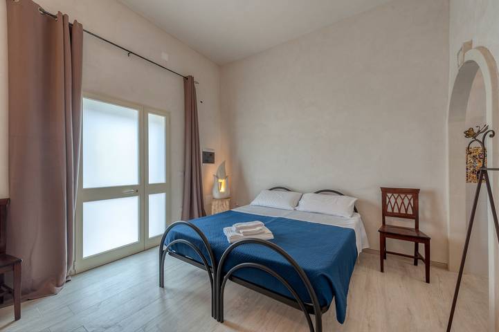 Anghelos - Piromafu Holiday Home with Shared Terrace, Ac, Garden and Barbecue in Cavallino i Apulia, Lecce-provinsen