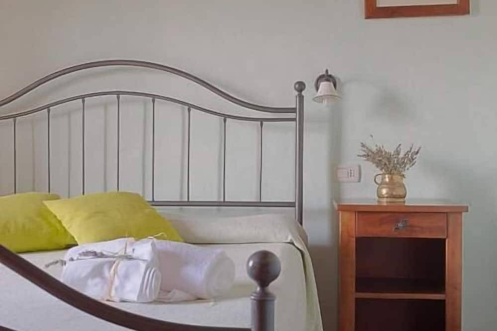 Appartamento intero, Appartamento al primo piano con 1 camera da letto matrimoniale in Terricciola, Pisa e dintorni