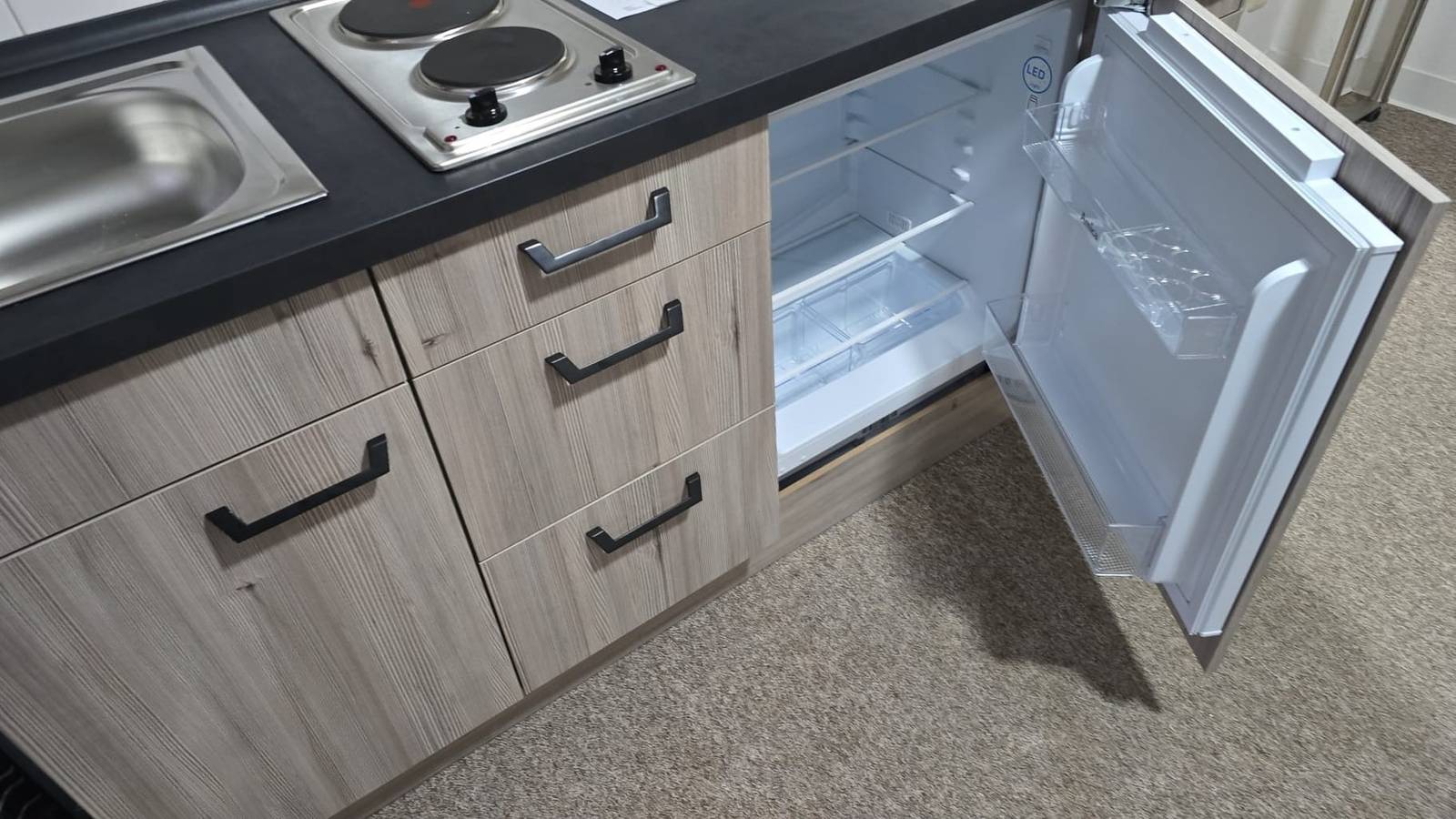 Ganze Ferienwohnung, Charmante 2 Zimmer Eg-Ferienwohnung bis 6 Personen in Plauen, nähe Vogtland-Klinikum, Innenstadt, Bahnhof & mehr in Plauen, Chemnitz und Umgebung