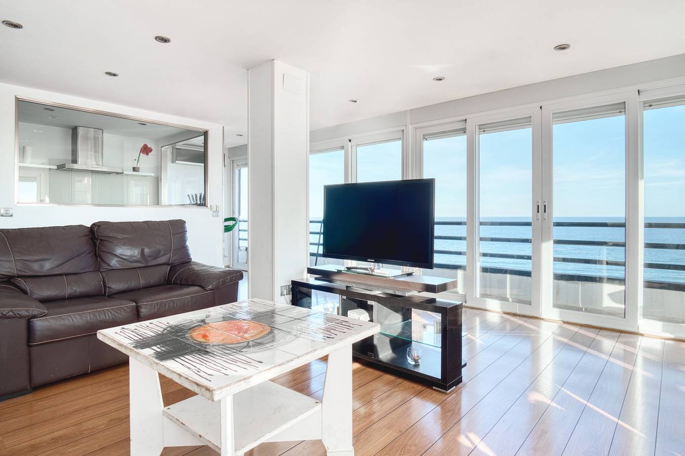 Appartement entier, Appartement 'Andres' avec vue sur mer, Wi-Fi et climatisation in San Juan Playa, Costa Blanca