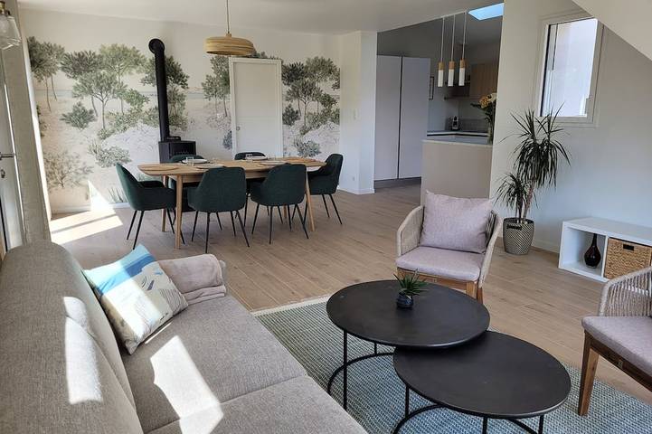 Location de vacances pour 6 personnes, avec jacuzzi dans Plage de La Source