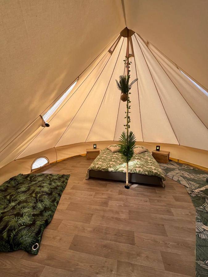Gîte pour 2 personnes, avec Terrasse ainsi que Jardin et Vue à Mios - 4