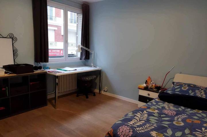 Gîte pour 7 personnes dans Gare de Becon les Bruyeres - 2