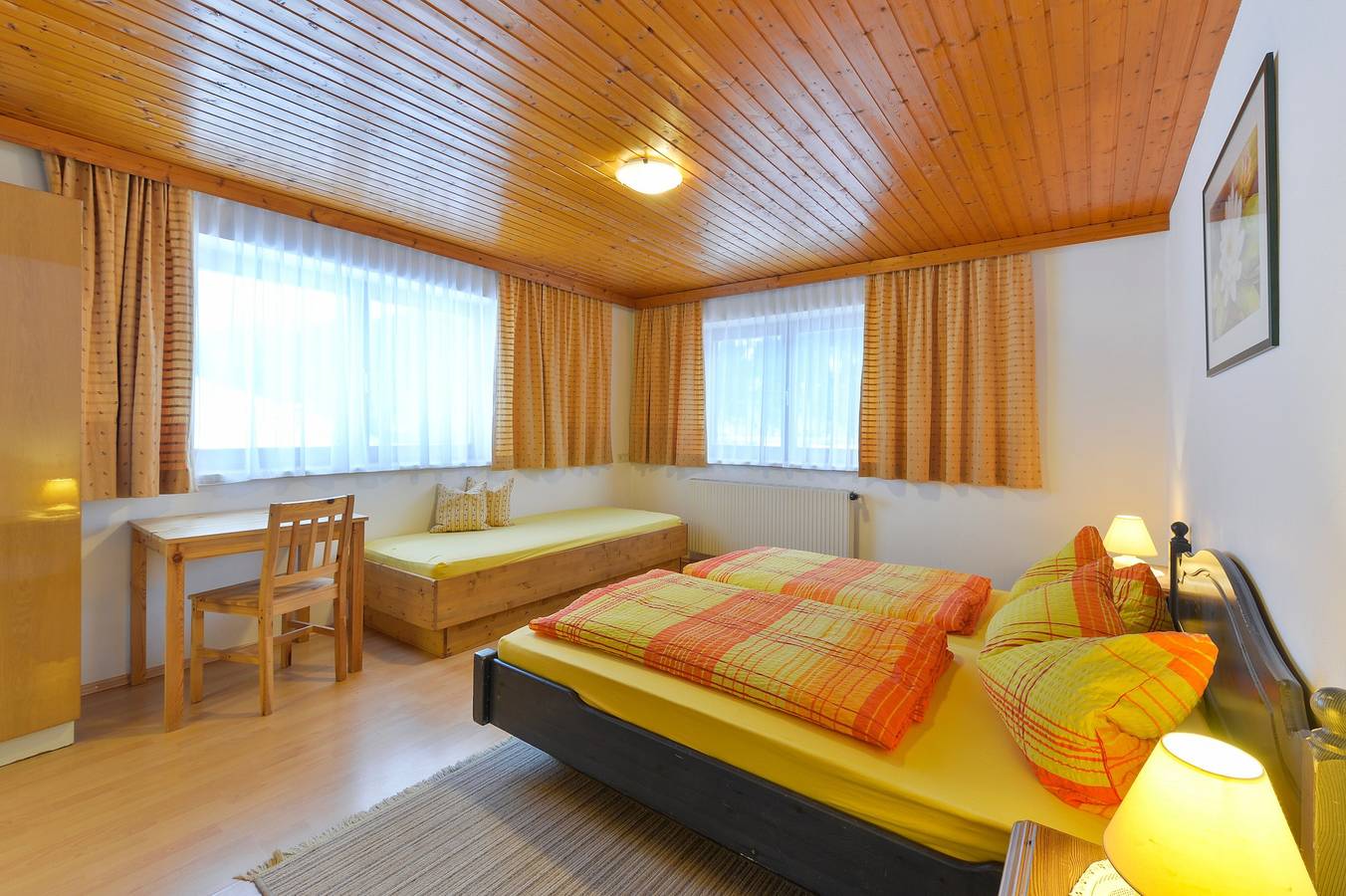 Geräumiges "Chalet Klösterle" mit Bergblick, Wlan, Balkon in Sonnenkopf, Klösterle am Arlberg