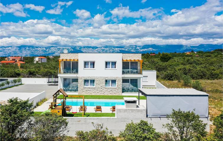 Ferienhaus für 16 Personen, mit Pool und Terrasse, mit Haustier in Vrsi - 4