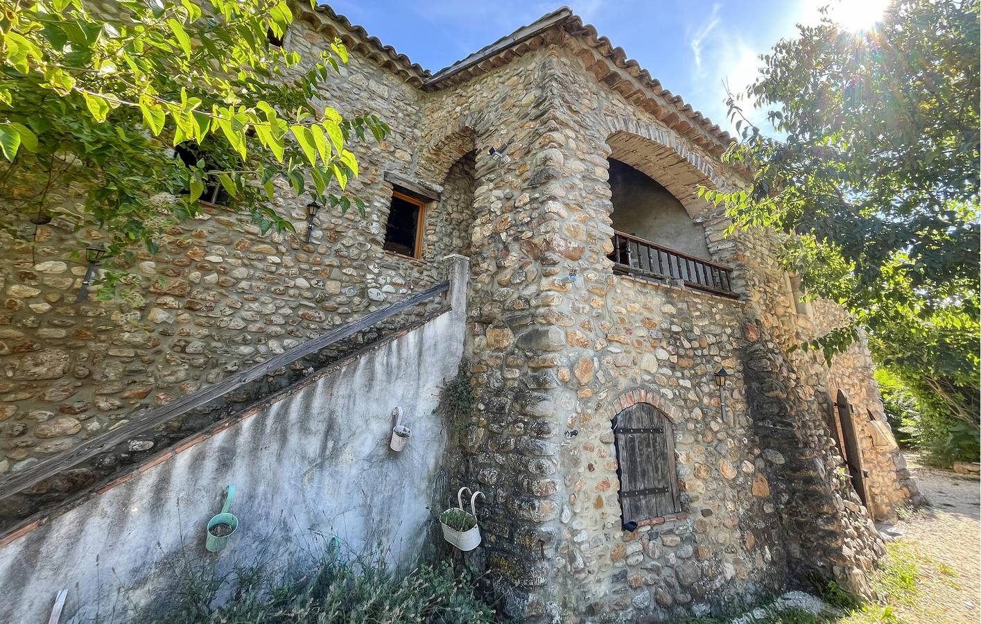 Appartement Les Mages avec piscine, parking et Wi-Fi in Les Mages, Parc national des Cévennes