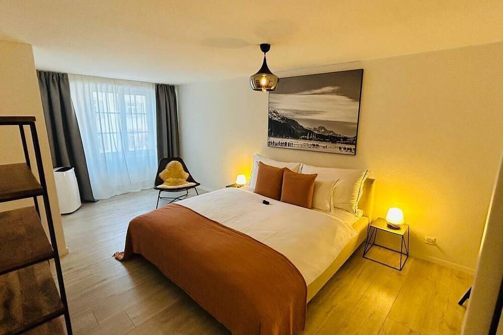 Ganze Wohnung, Paradeplatz / In Gassen Apartment by Airhome in Zürich, Bezirk Zürich