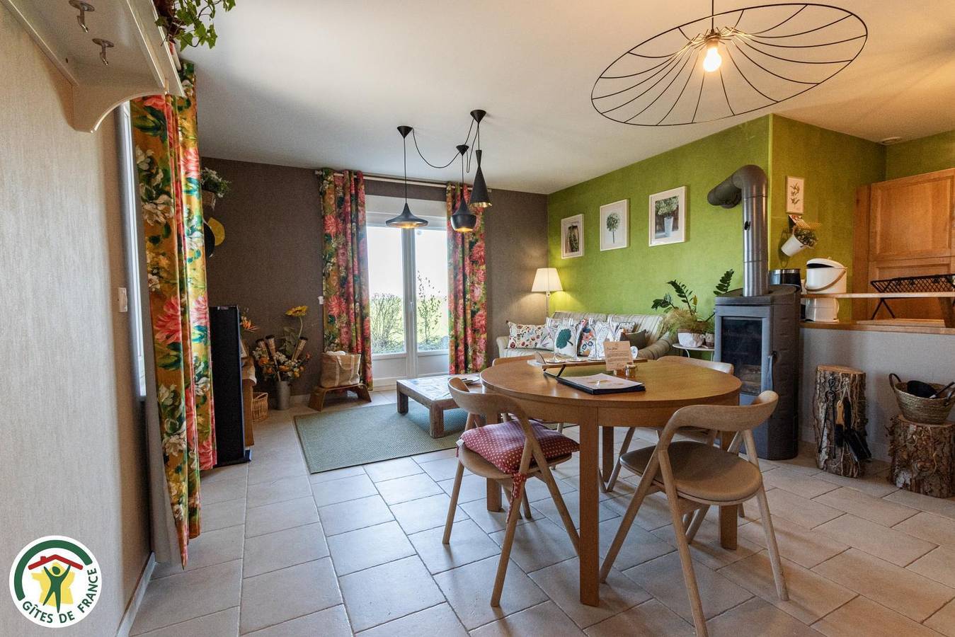 La Villa Mellifera - Les Ombelles in Cernay-lès-Reims, Marne