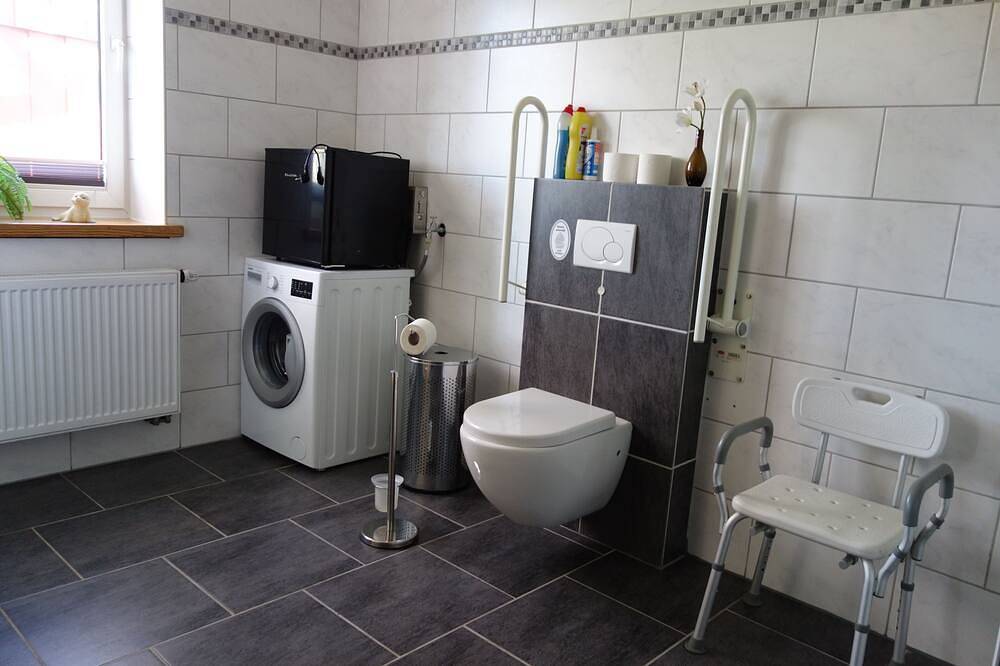 Accessible appartement avec grand jardin et une connexion Internet gratuite. in Rysum, Krummhörn