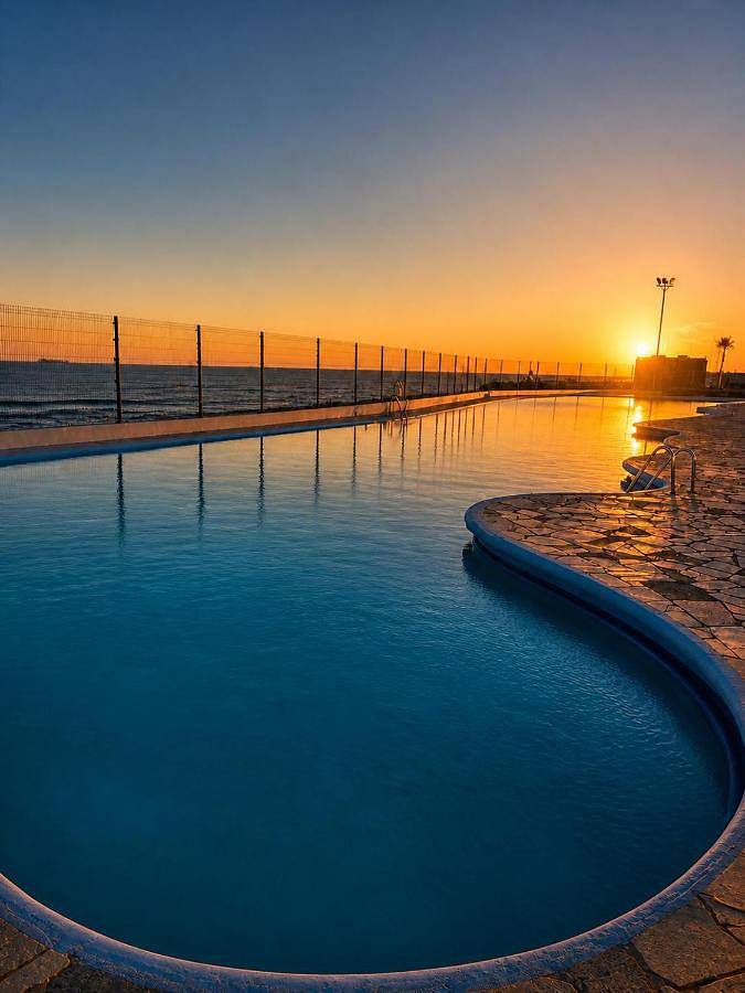 Hotel für 10 Personen, mit Terrasse und Garten sowie Pool