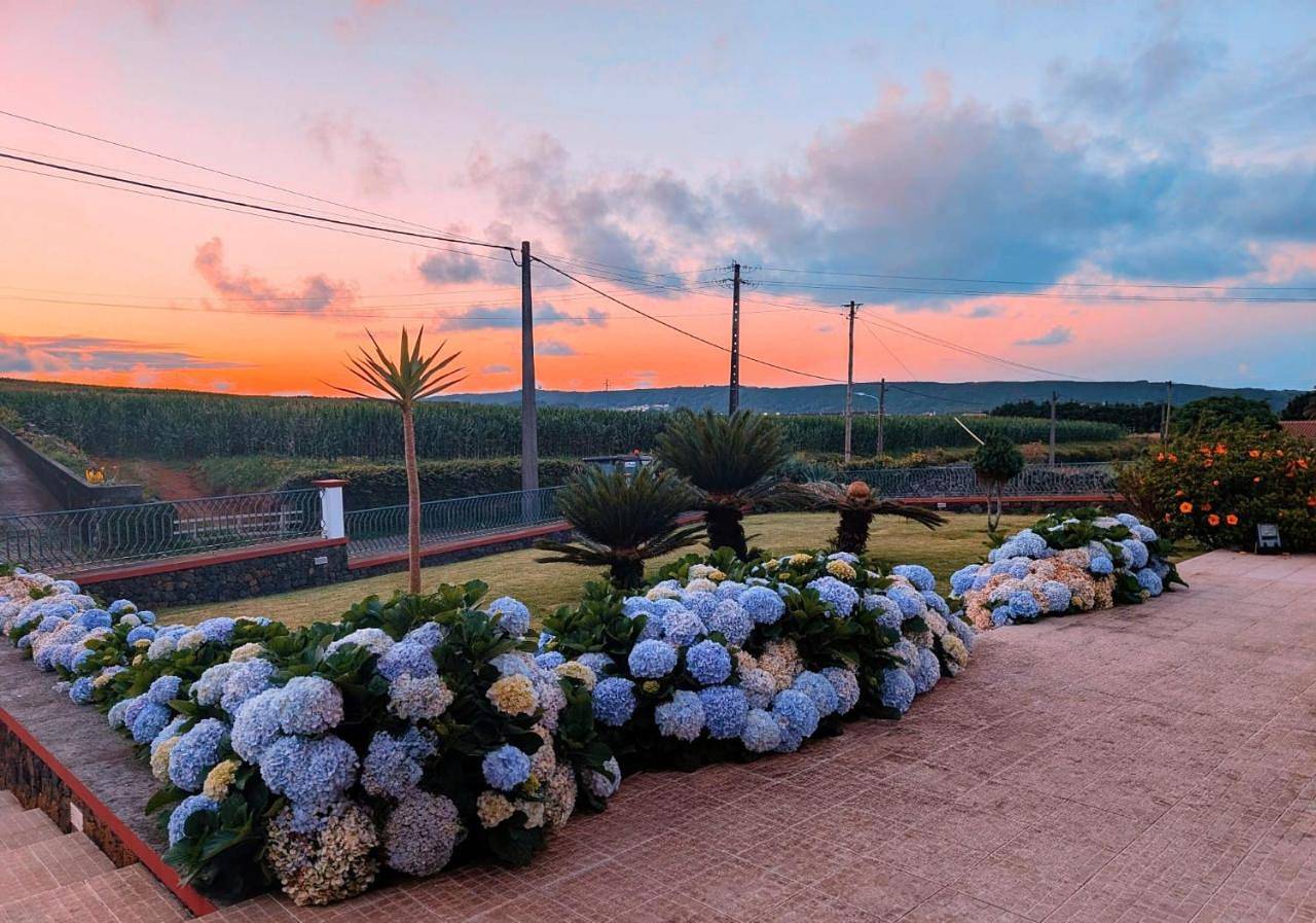 Apartamento de férias inteiro, Moradia da Graça Guesthouse in Praia da Vitória (Santa Cruz), Terceira