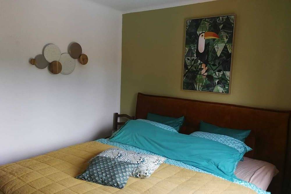 Schöne Villa direkt im Grünen mit Blick auf die Berge und den Golfplatz. in Altea La Vella, Altea