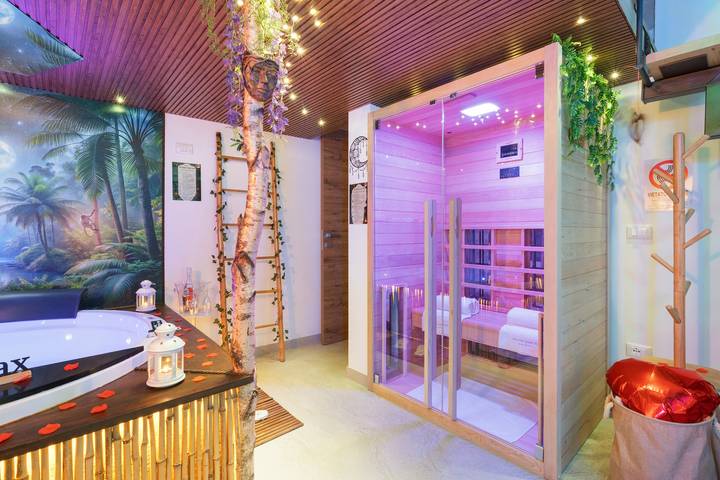 Appartamento intero, Moonlight Jungle Suite Luxury: con Jacuzzi e Sauna in Avola, Siracusa e dintorni