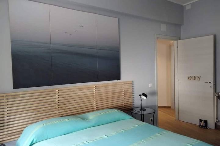 Ganze Wohnung, Genoa Pegli, apt. near waterfront, terrace, balcony in Ponente (Genova), Genua