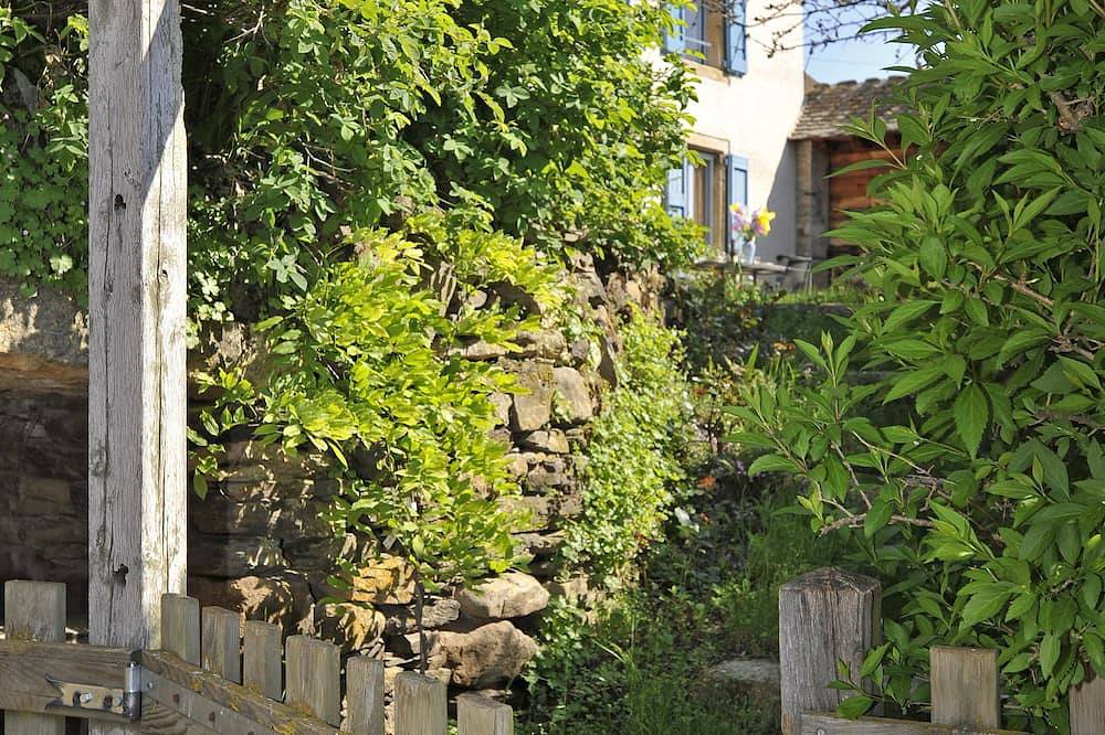 7 km de la capital. La ubicación es ideal para explorar y descubrir Lozère in Mende, Macizo Central