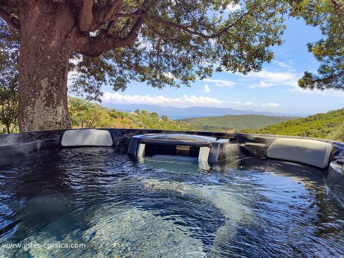 Casa de huéspedes para 5 personas, con jacuzzi y jardín - 1