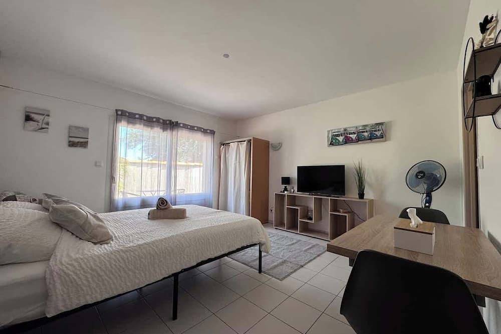 Entire apartment, Apparthotel le Nid Marin in Aytré, La Rochelle region