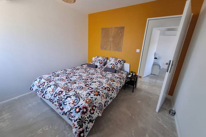 Location de vacances pour 10 personnes, avec jardin à Ucel - 3